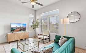 Spacious 2Br King Bed Suites Close To Downtown And Airport